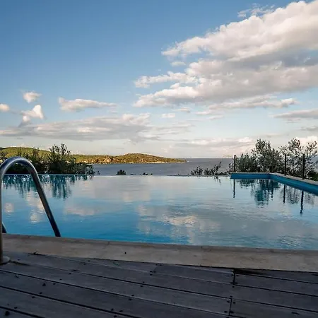 Lägenhetshotell Yialasi