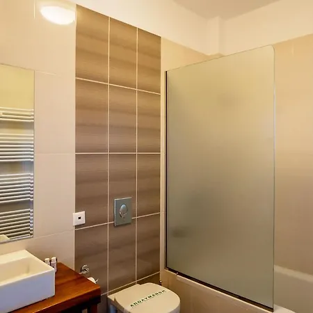 Yialasi Lejlighedshotel