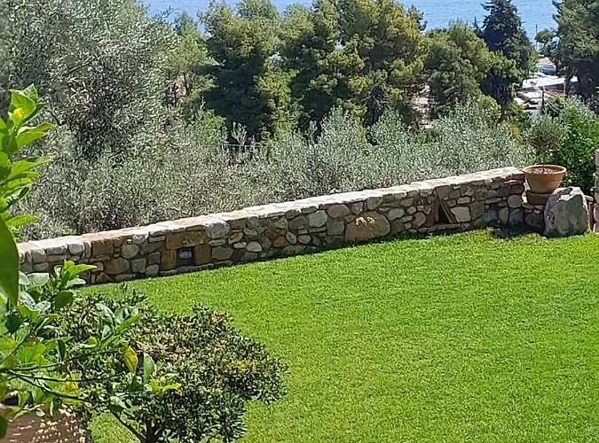 Aparthotel Yialasi