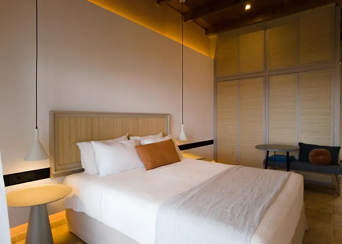 Yialasi Aparthotel