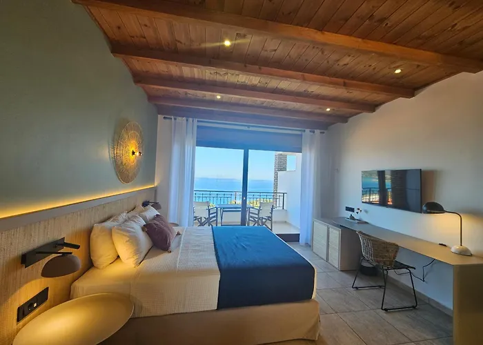 Aparthotel Yialasi