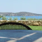 Yialasi