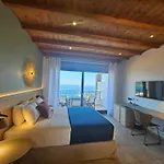 Apart Otel Yialasi
