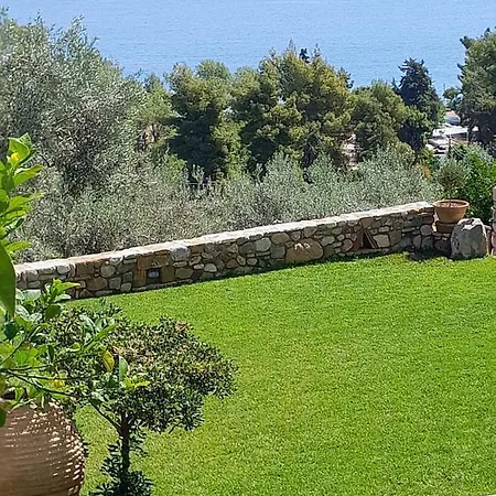 Ξενοδοχείο με διαμερίσματα Yialasi