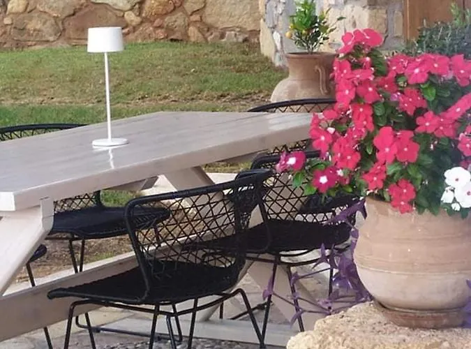 Yialasi Aparthotel 3*