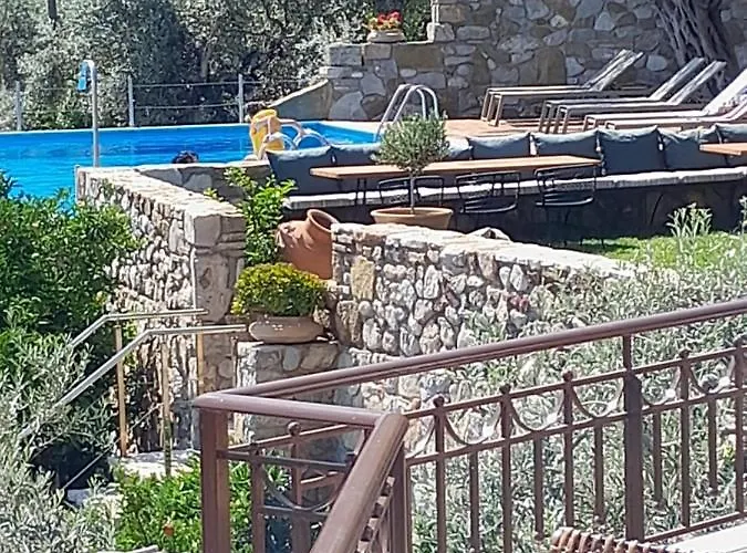 Yialasi 3* Epidaurus