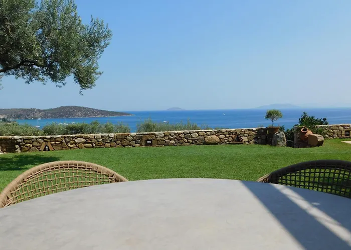 Yialasi Lejlighedshotel 3*